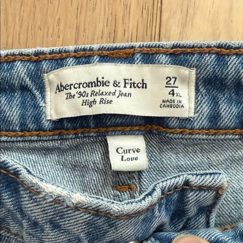 Abercrombie & Fitch Light Blue Denim Mini Skirt - Picture 2 of 5